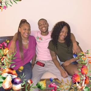 Meet your Posher, Rene